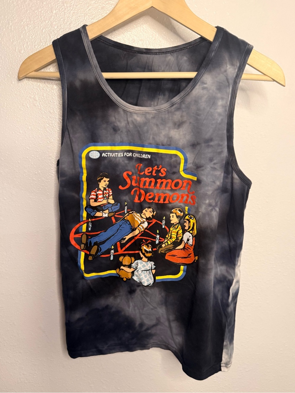 Hot Topic Graphic/Tie-dye tank